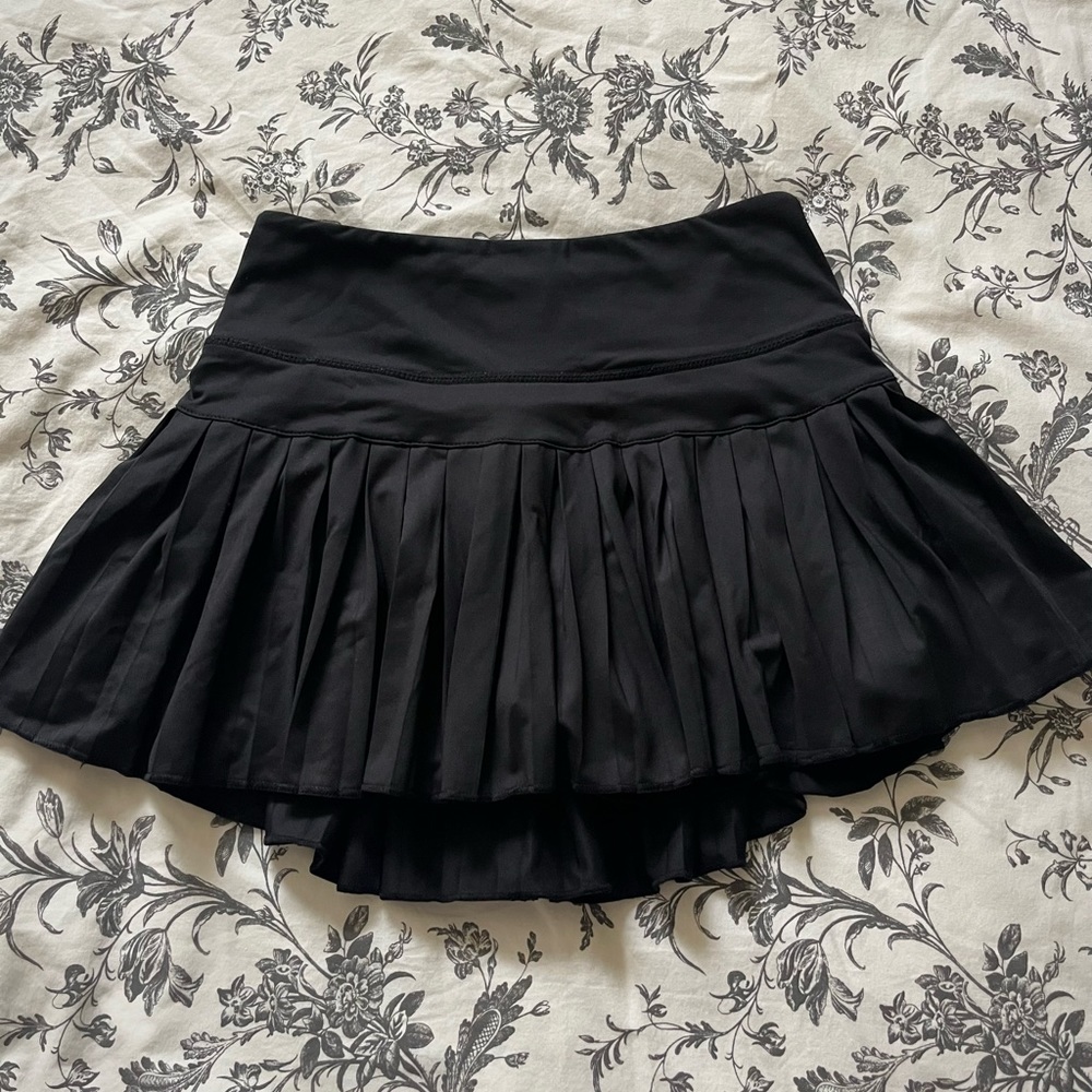 black pleated tennis skirt